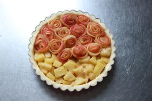 【北鼎烤箱食谱】玫瑰苹果花式派的做法 步骤16