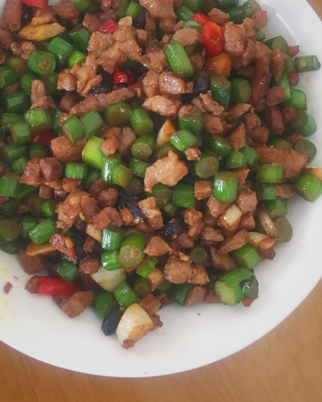肉碎蒜苔粒