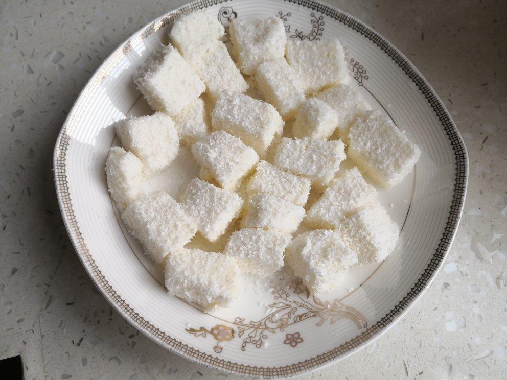 太棒啦！1个方子，做出2道口味一流的甜品！——椰奶小方&炸鲜奶