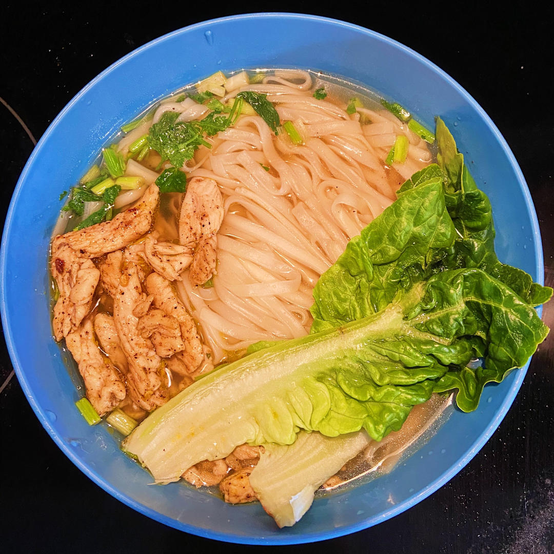 奶奶家的葱花鸡蛋面🍜可早餐可宵夜，香喷喷的童年回忆，最朴实的味道