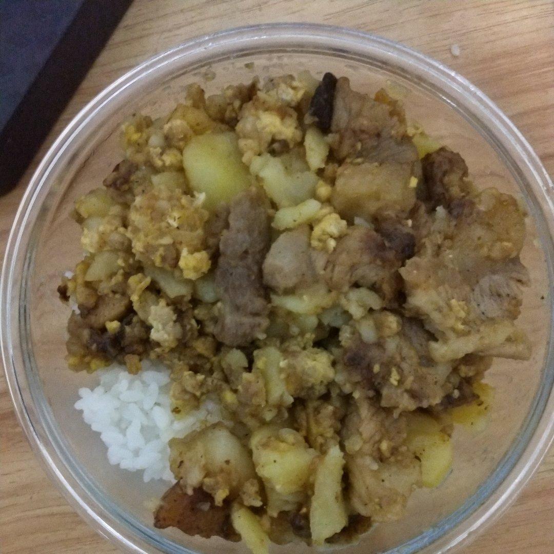 土豆烧肉片