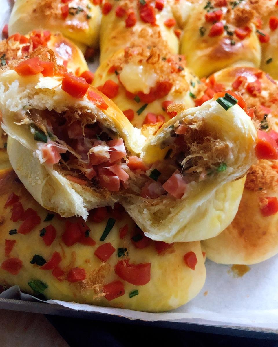 香葱火腿肉松面包