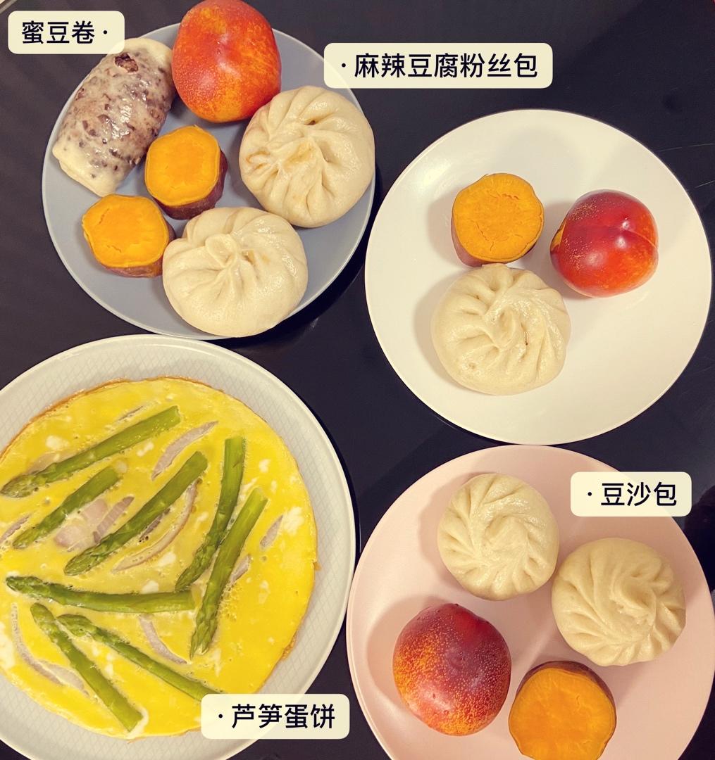 芦笋虾仁早餐蛋饼