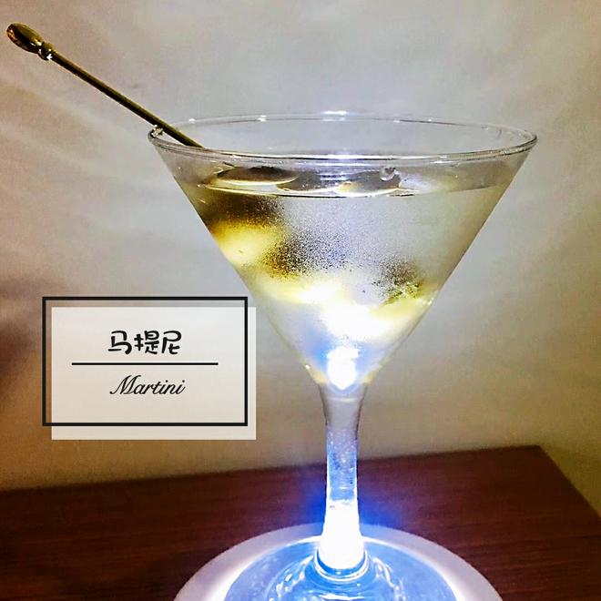 鸡尾酒之王：马提尼(Dry Martini）的做法