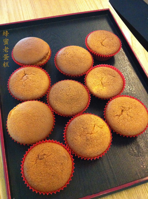 蜂香薄荷做的蜂蜜老蛋糕