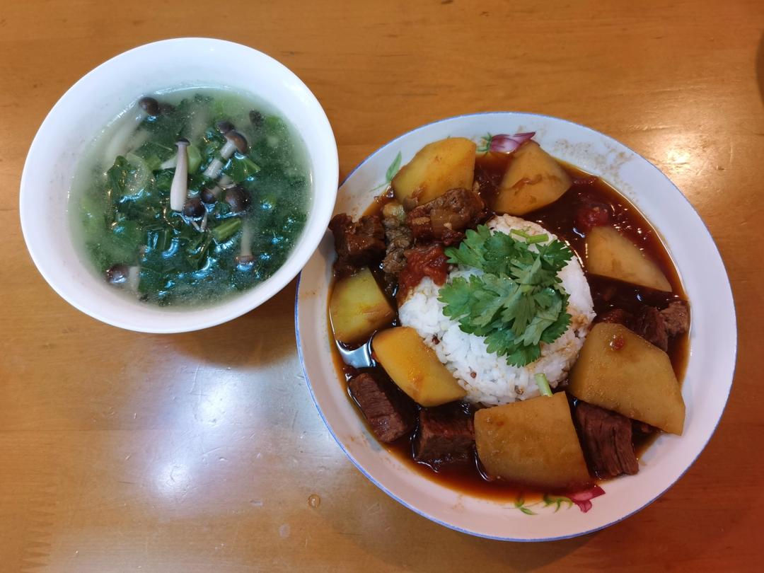 敲好吃！番茄土豆烧牛腩