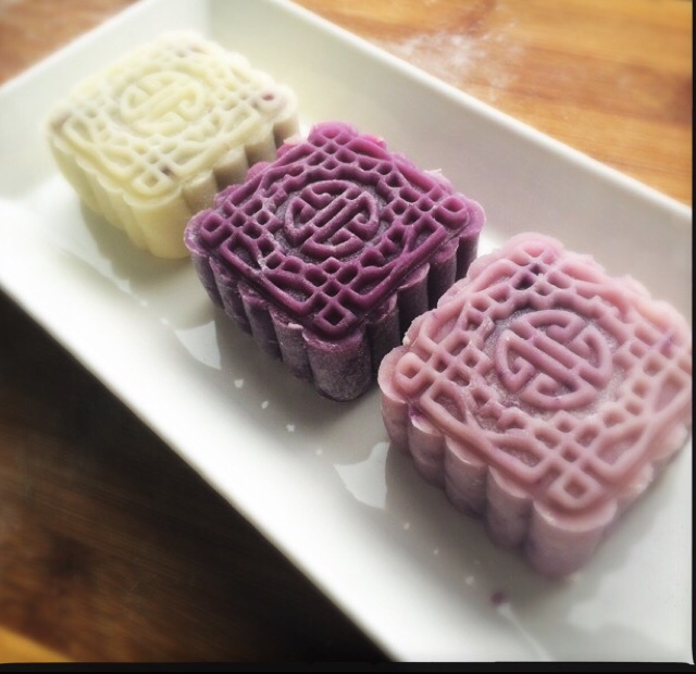 紫薯冰皮月饼