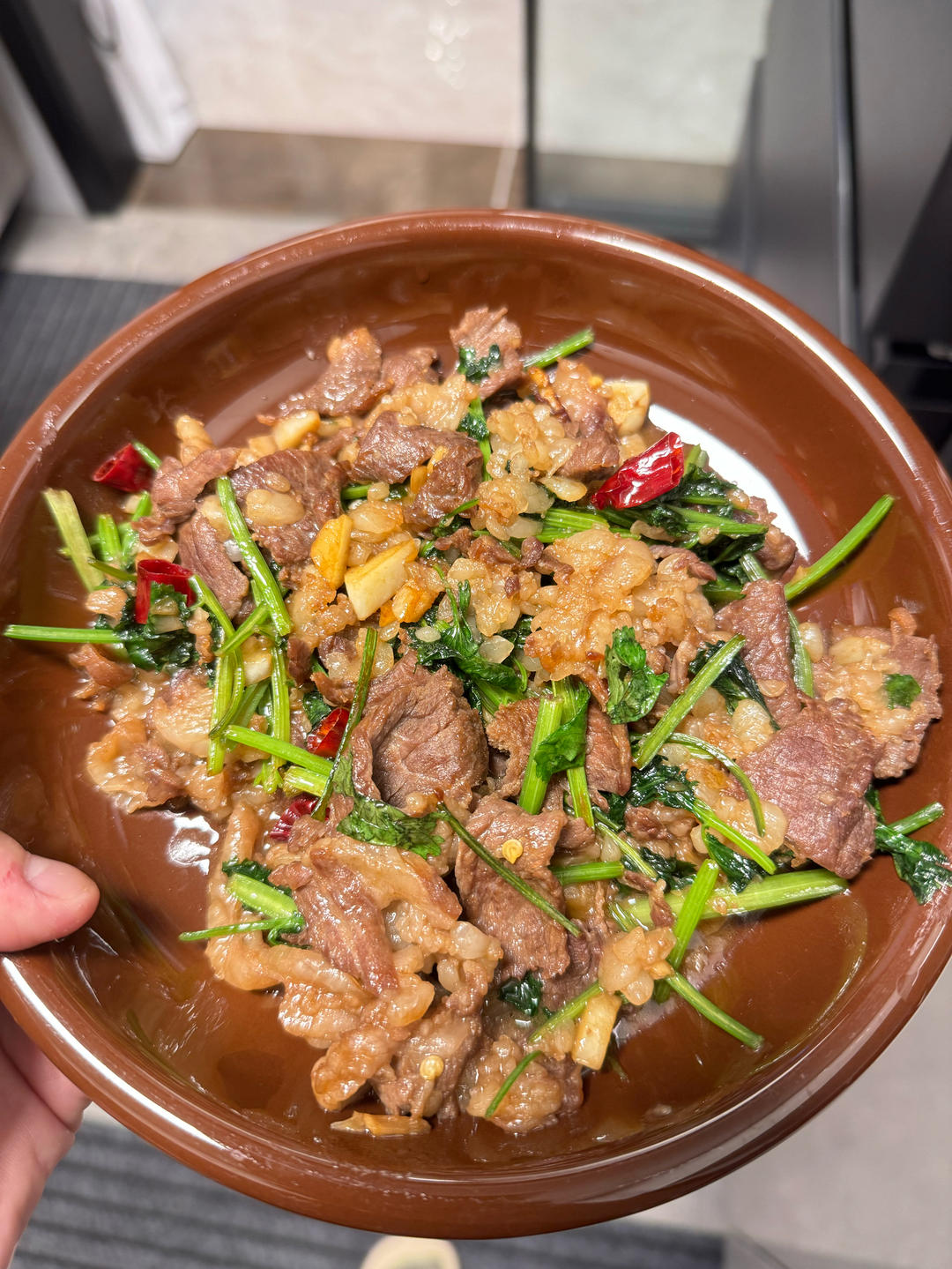 香菜爆炒牛肉（主打嫩）