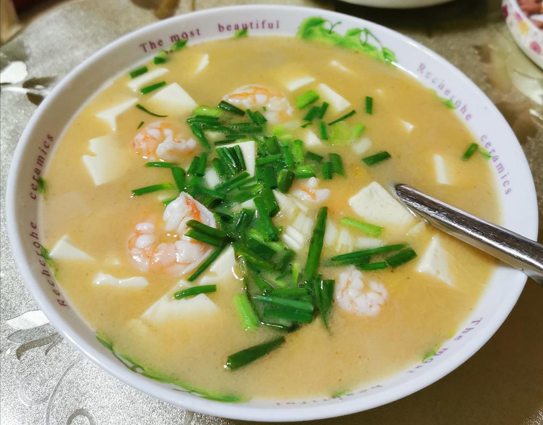 虾仁豆腐汤