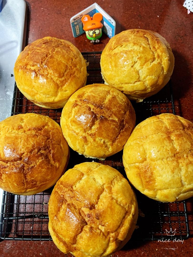 奶油菠萝包 Sweet Pineapple Bread