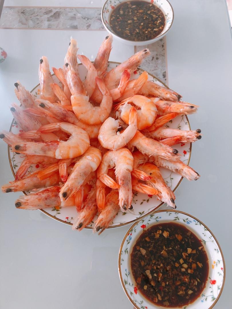 鲜美白灼大虾
