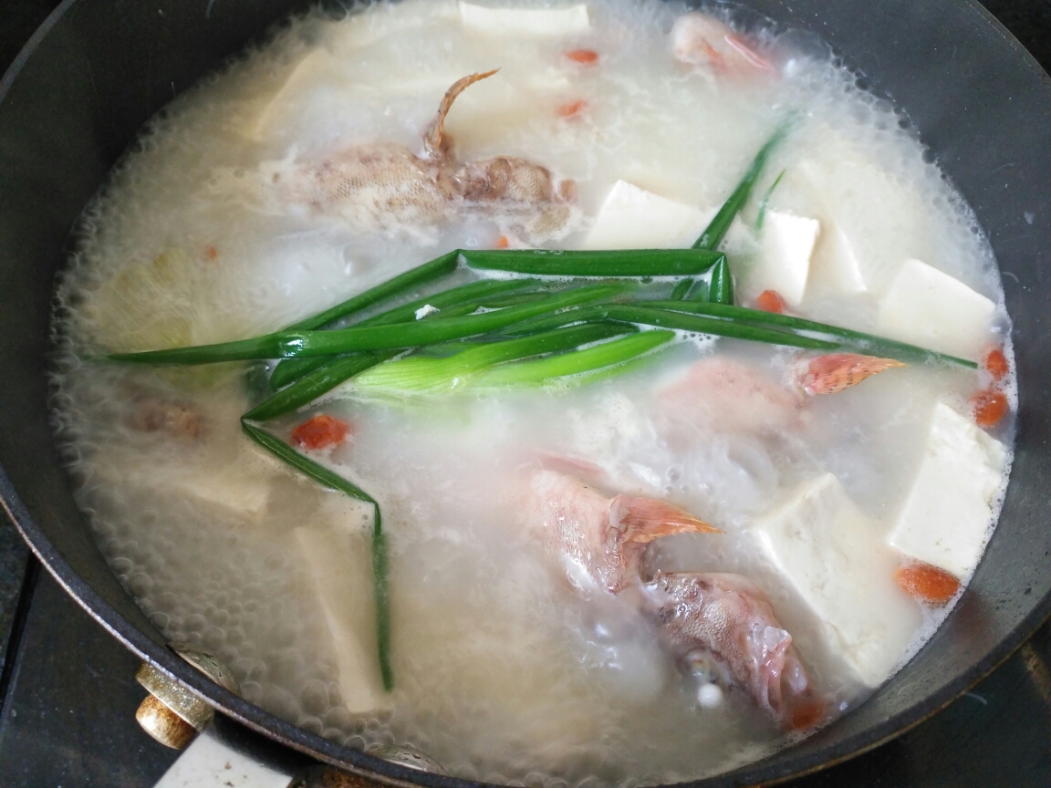 石斑鱼汤的做法