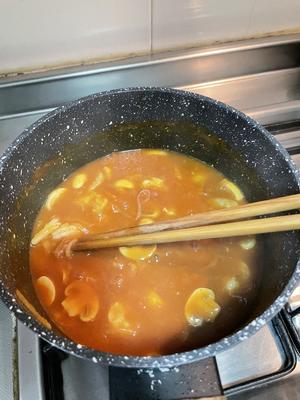 好侍番茄红烩蘑菇虾仁芝士意面的做法 步骤7