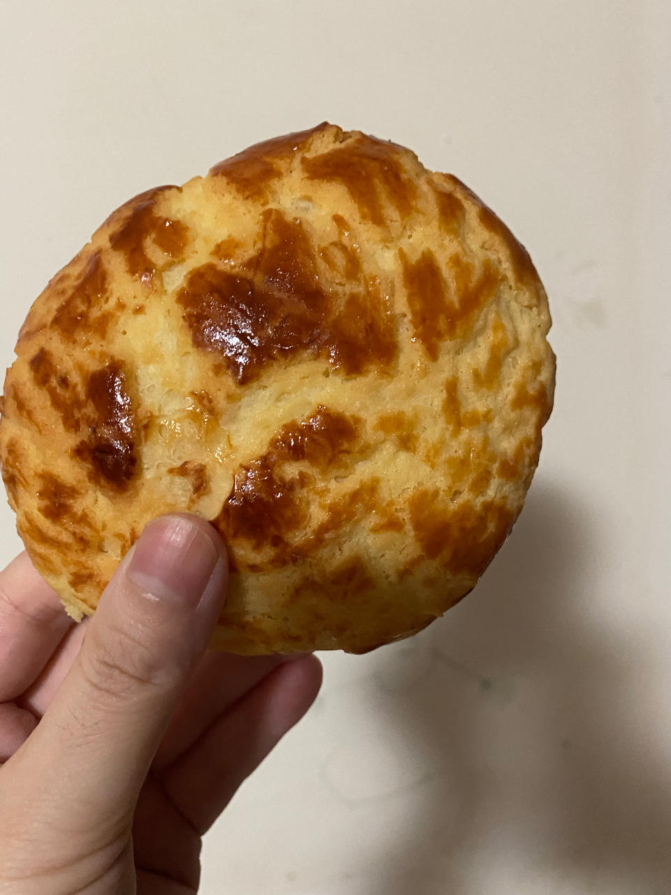 好吃到炸裂的港式菠萝包（附带制作酥皮的小视频）
