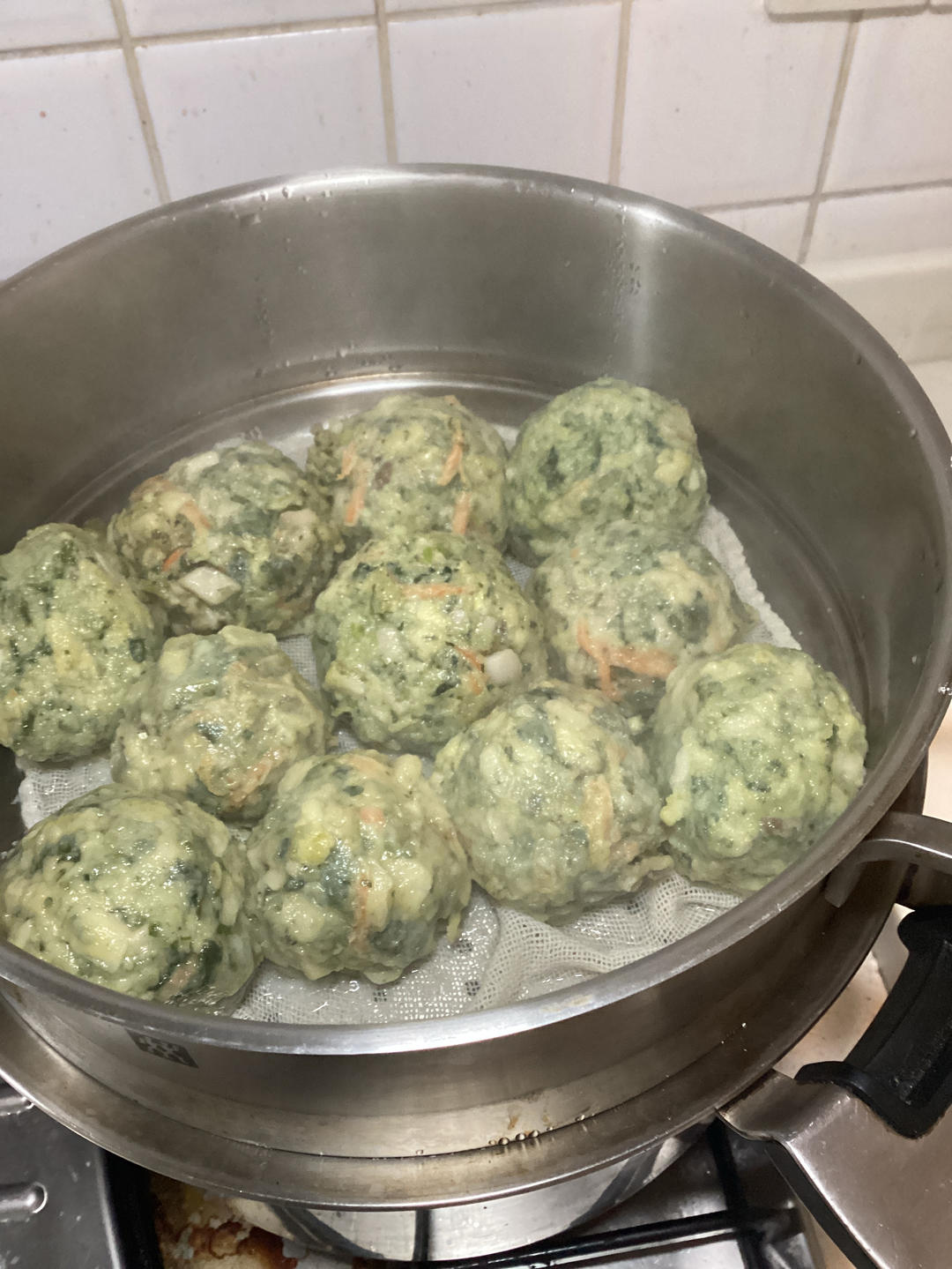 减脂粗粮菜团子
