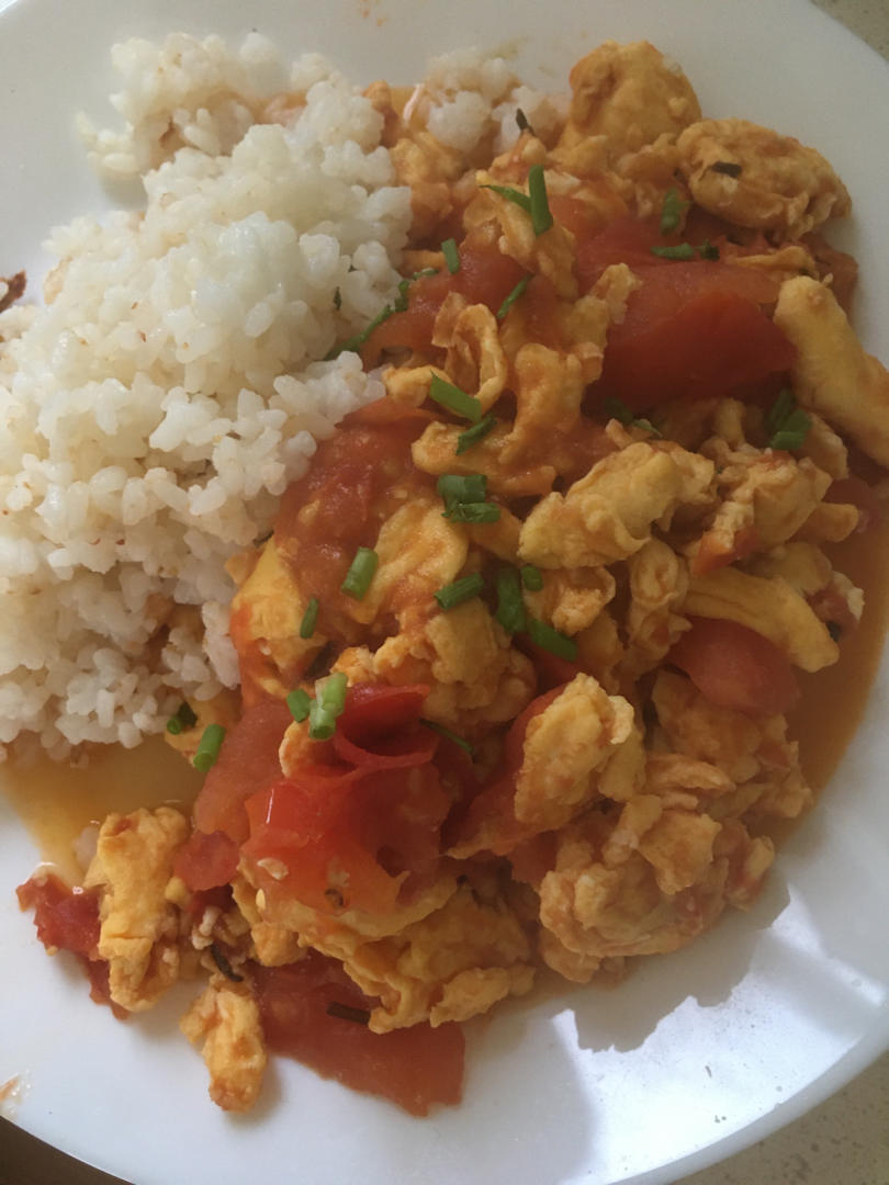 番茄炒鸡蛋（超浓的番茄味）