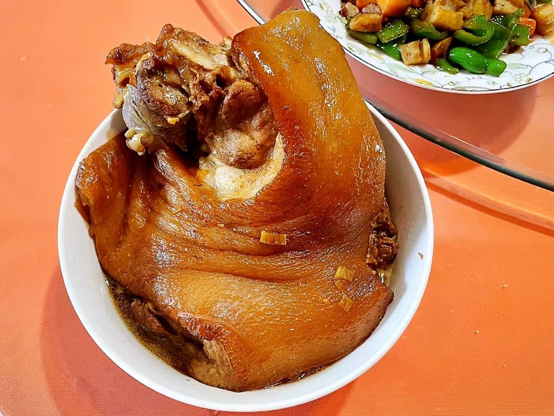 零失败高压锅版卤肘子