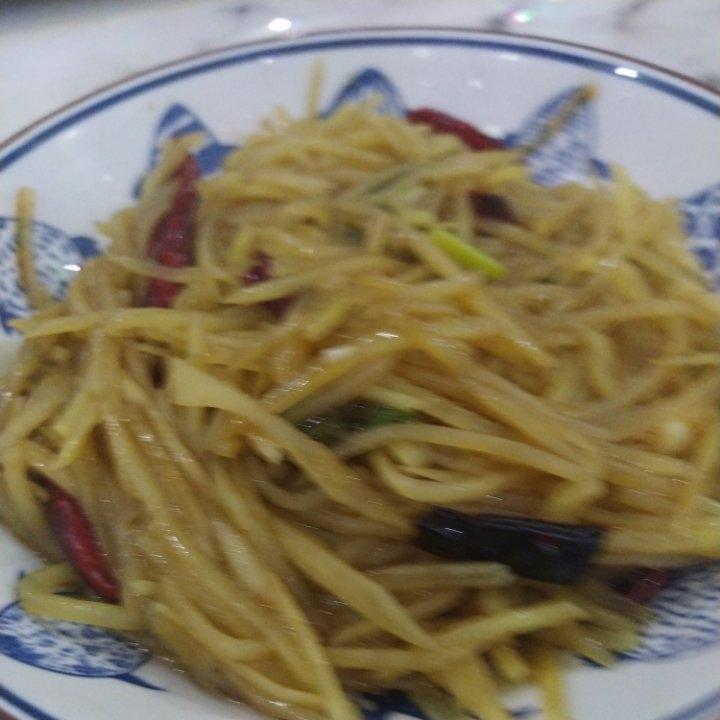 酸辣土豆丝的家常做法 超级下饭