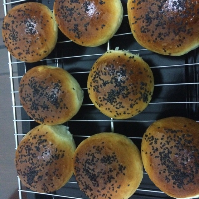 优雅烘焙第97集：我们来做汉堡包吧（上）（家庭手工版）
