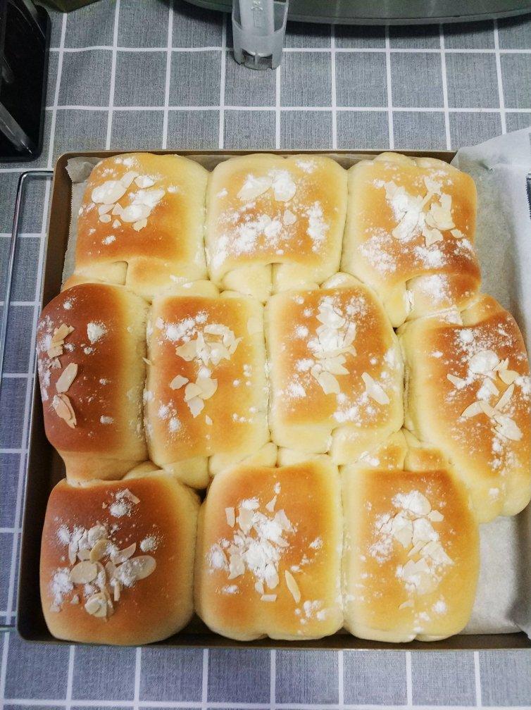 软到不知所措的牛奶卷