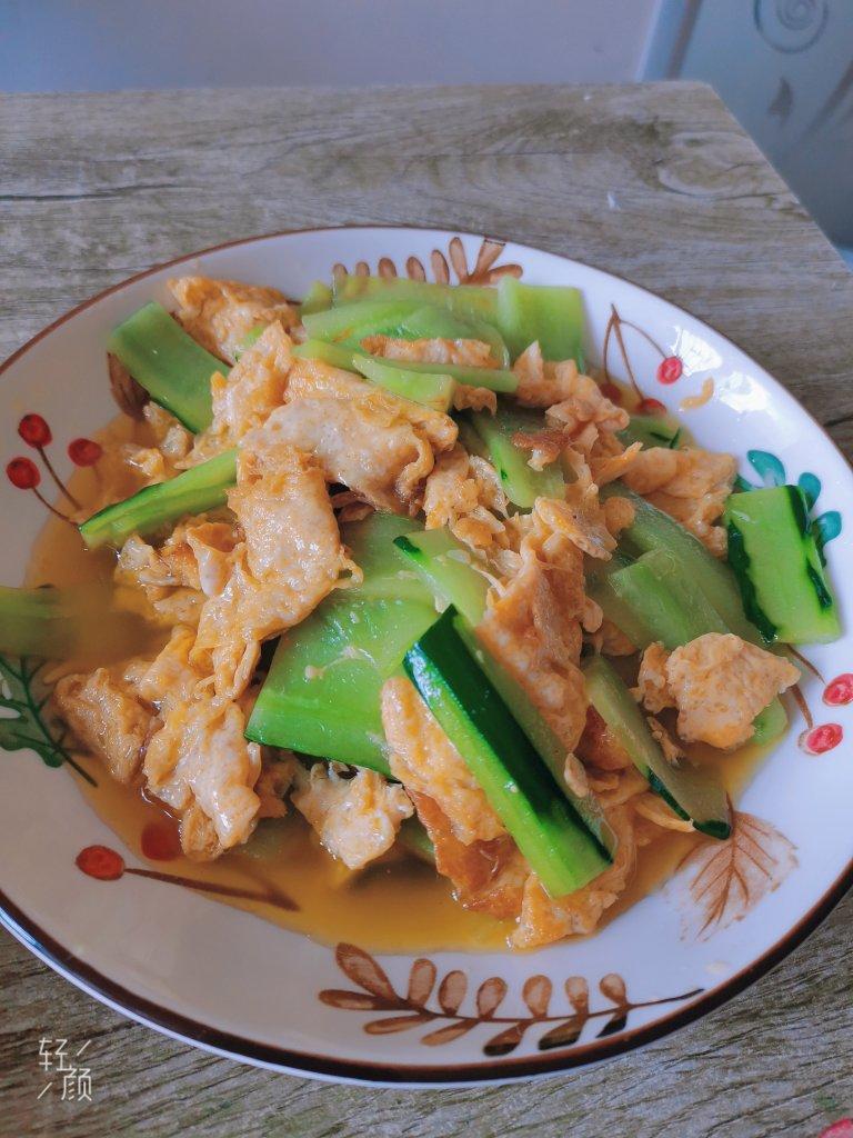 黄瓜炒鸡蛋