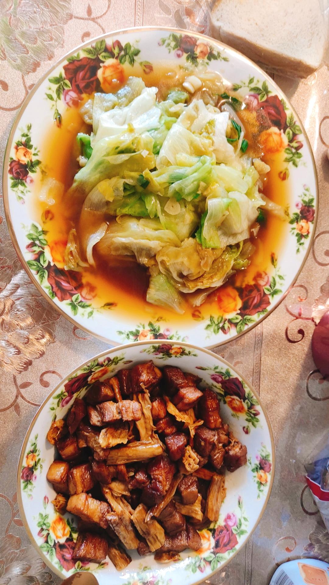 腐竹焖五花肉