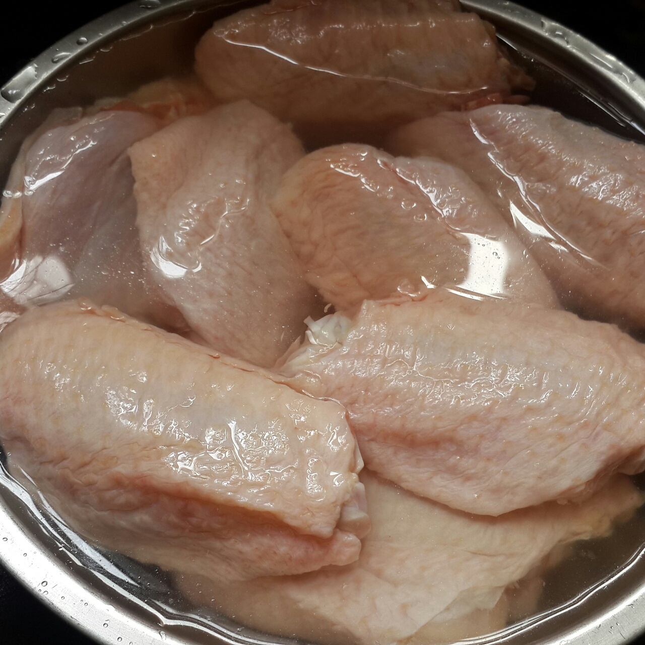 姜蒜葱炒鸡中亦