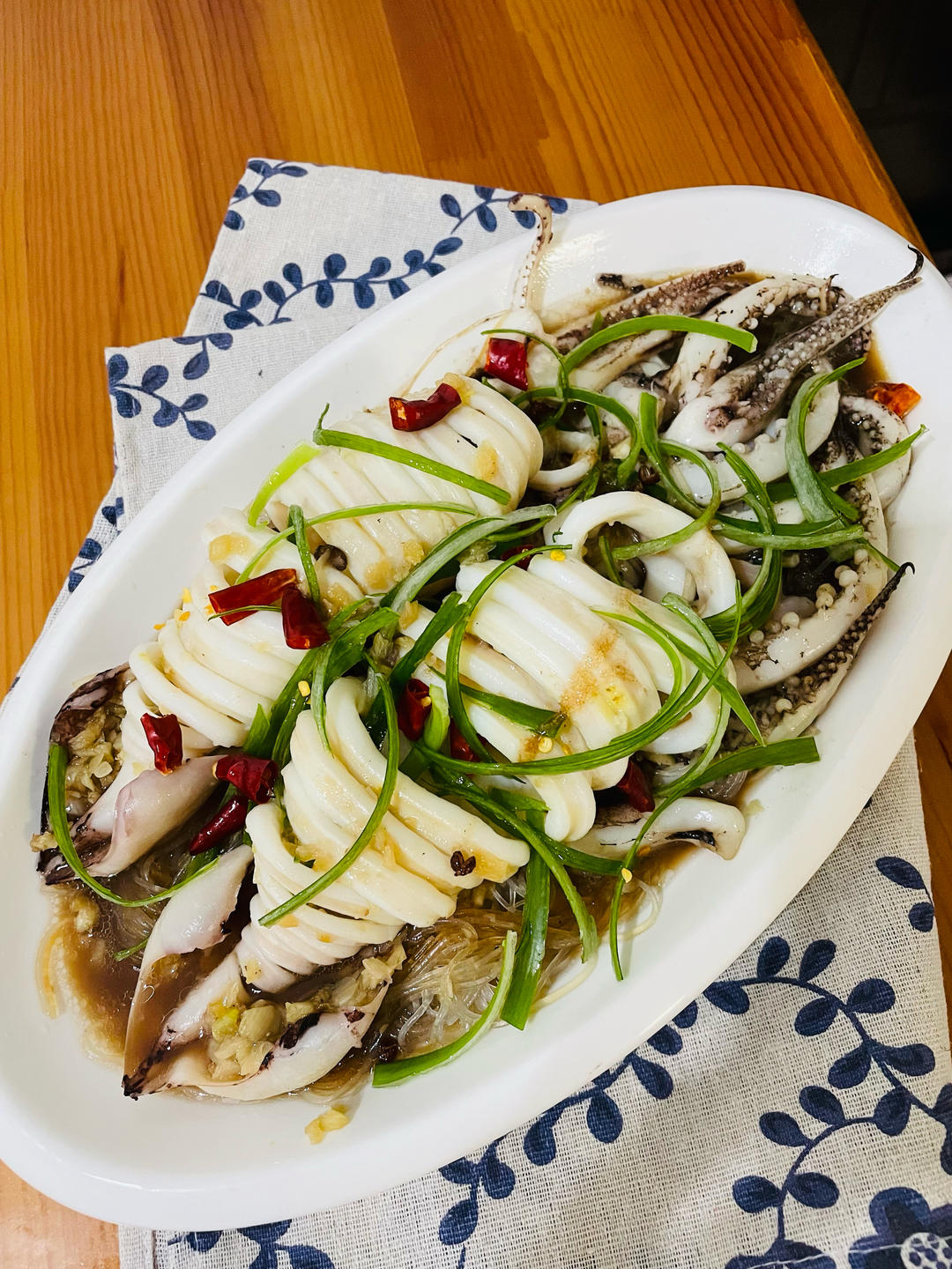 蒜蓉粉丝蒸鱿鱼🦑