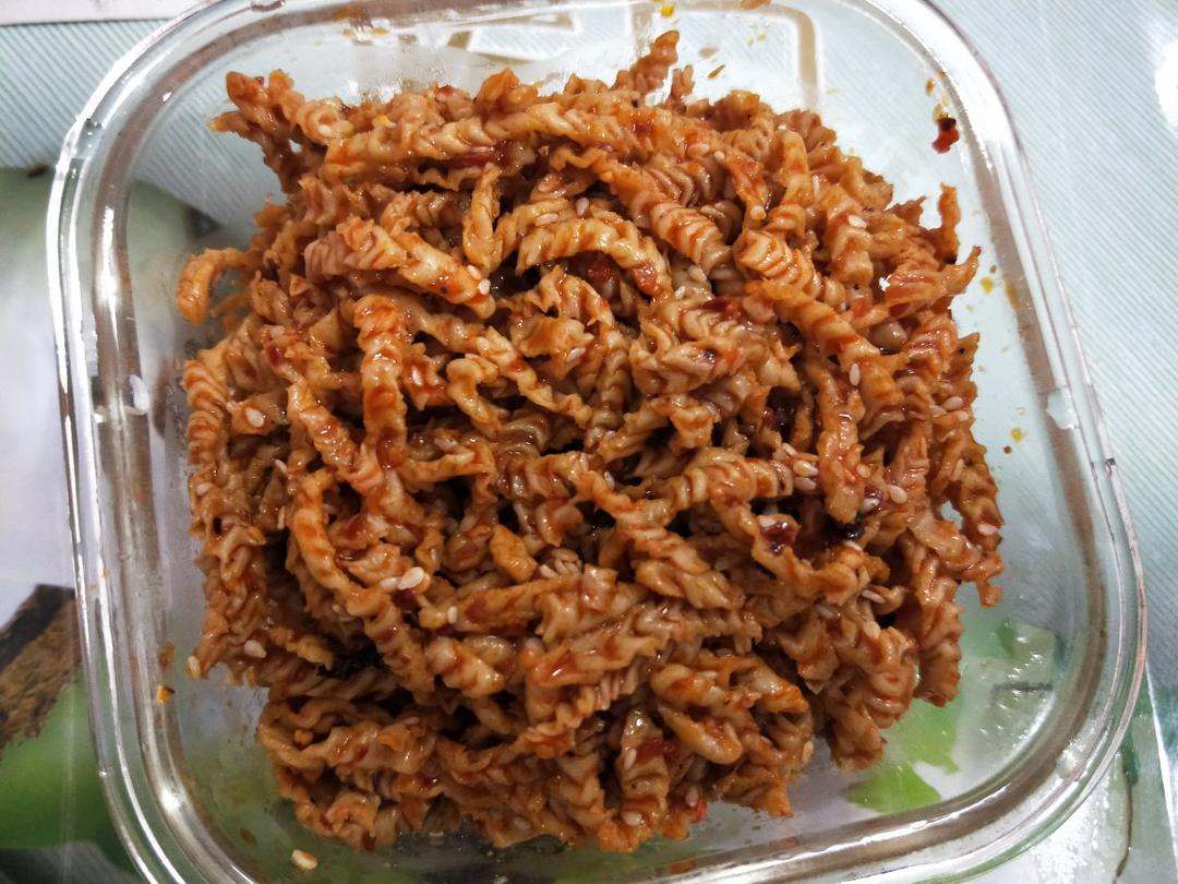 自制辣皮辣条