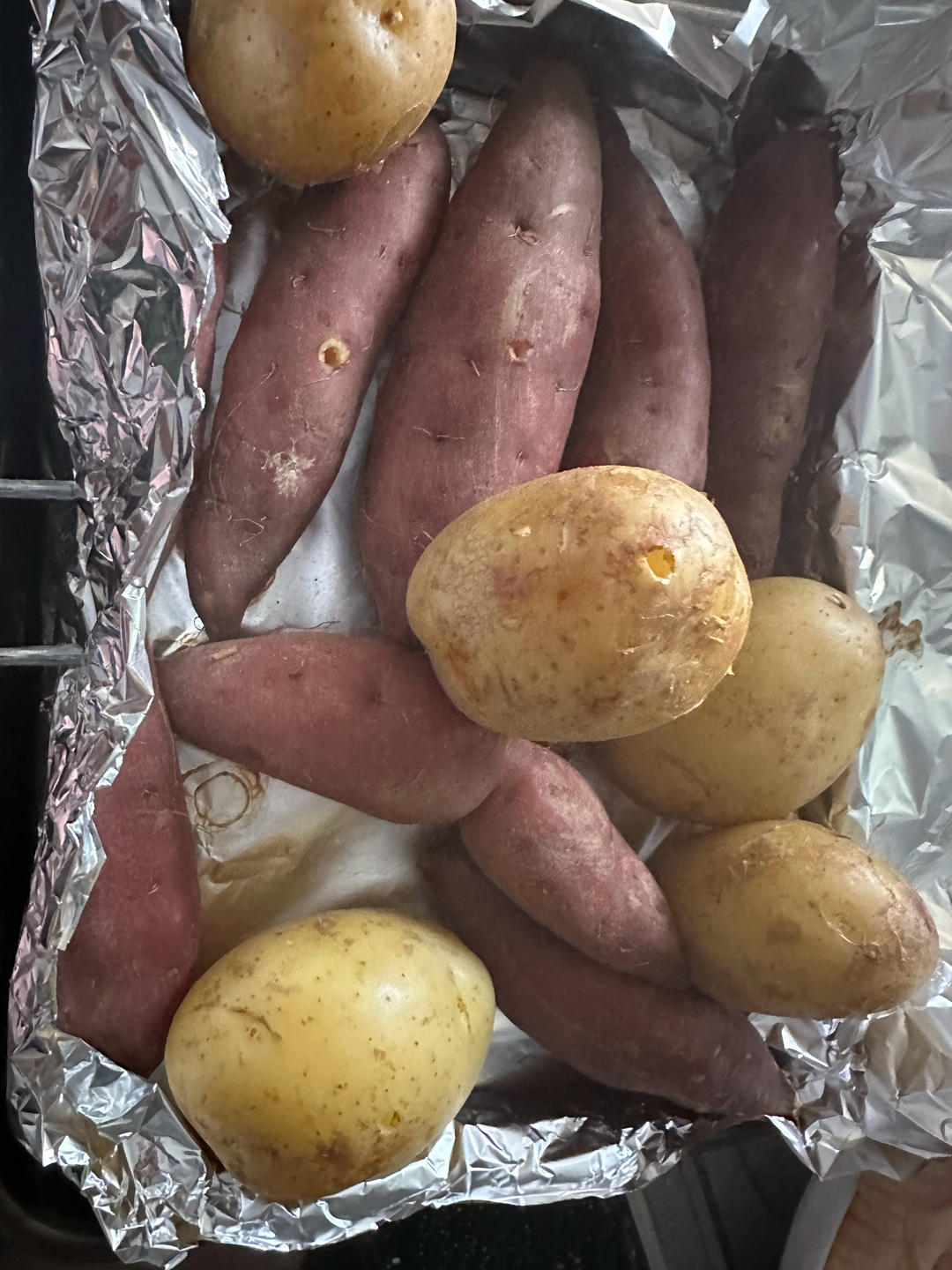 烤箱版烤带皮土豆和红薯的做法