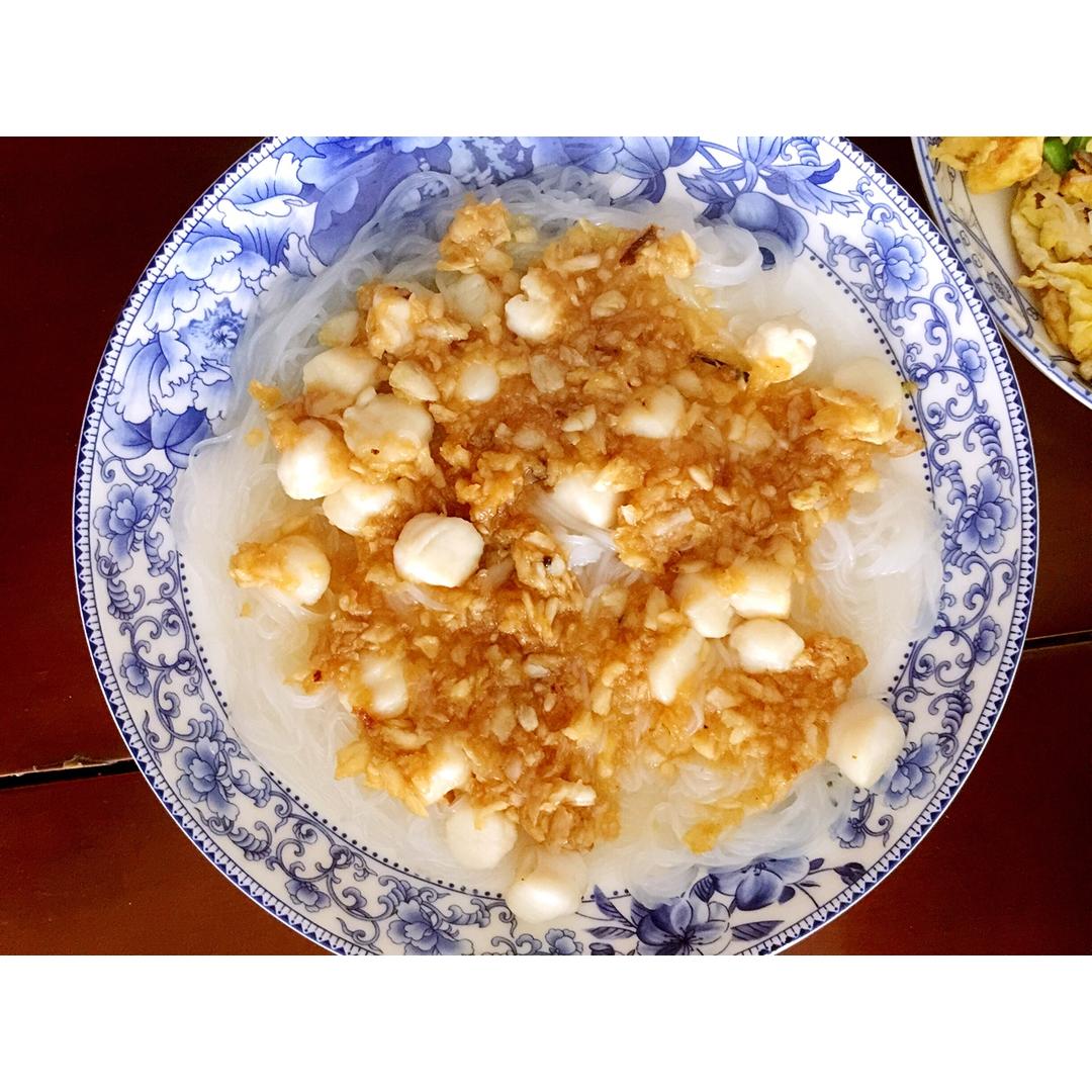 蒜蓉粉丝蒸扇贝