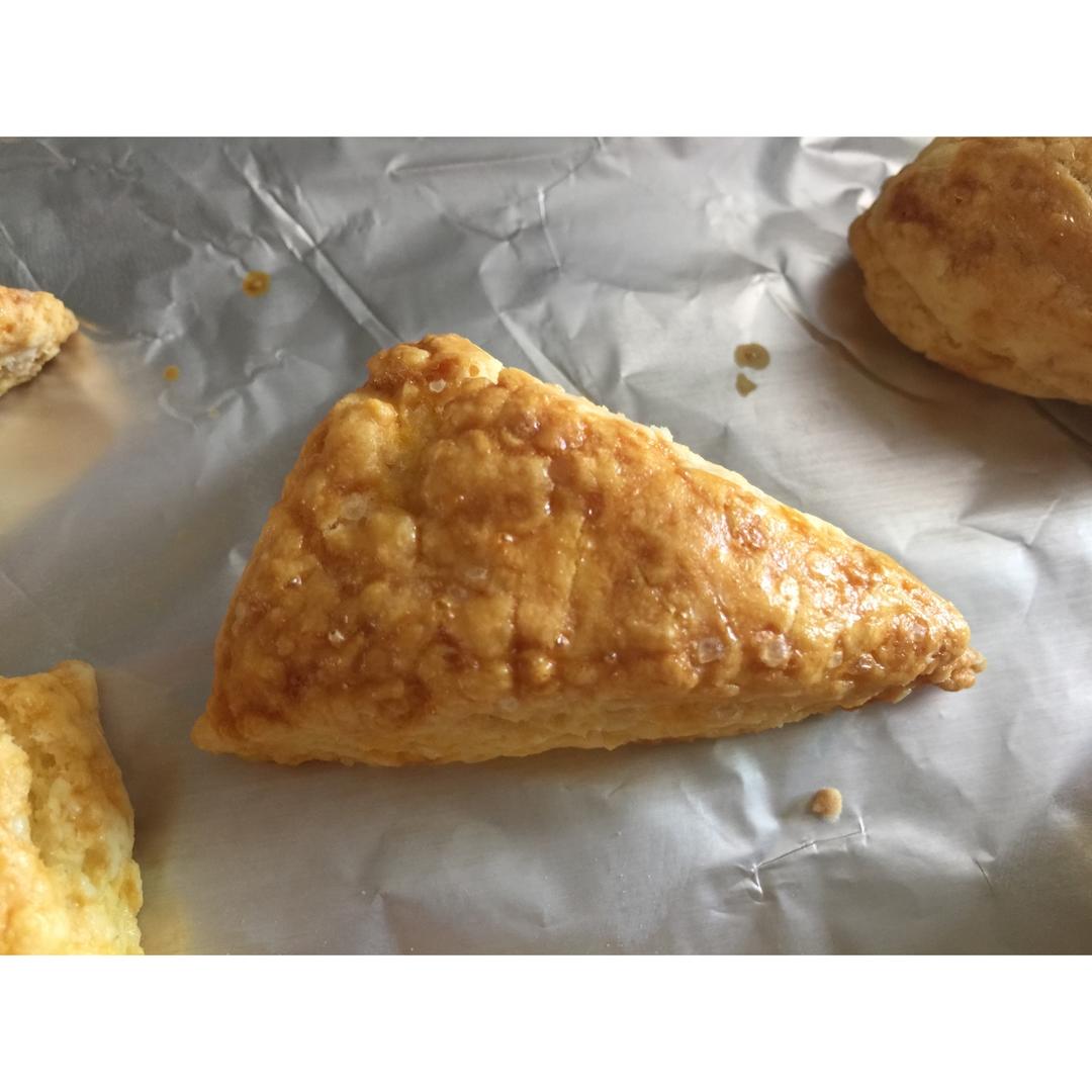 快手淡奶油蔓越莓司康（零失败）