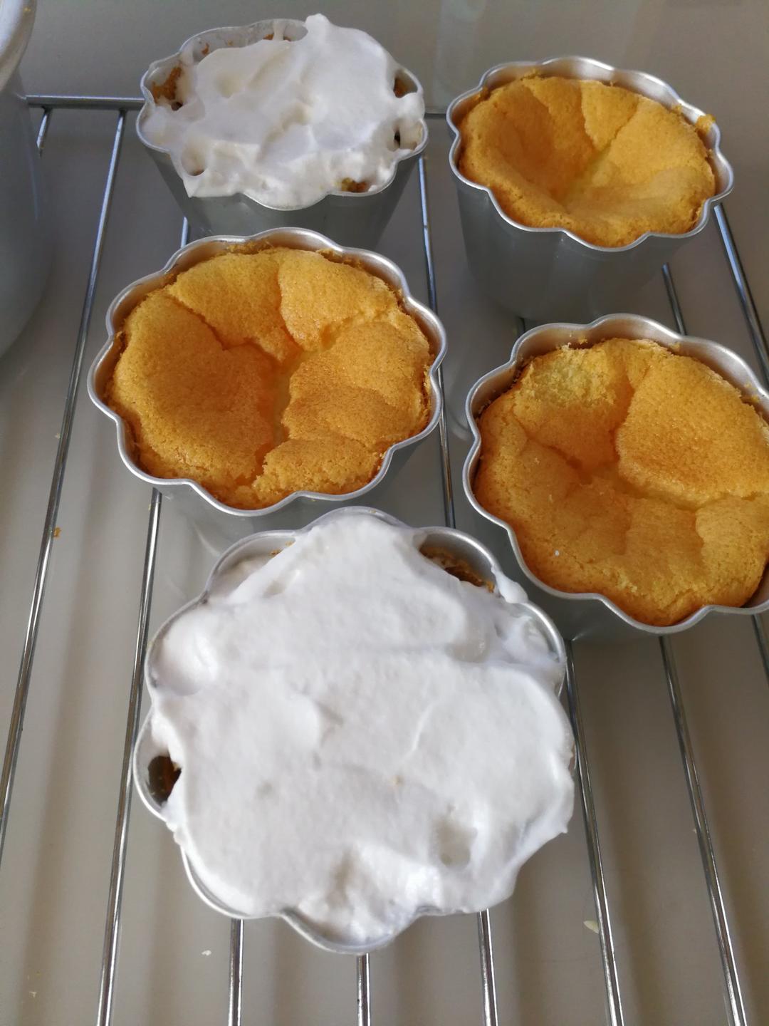 烤箱做蛋糕（戚风蛋糕的做法）