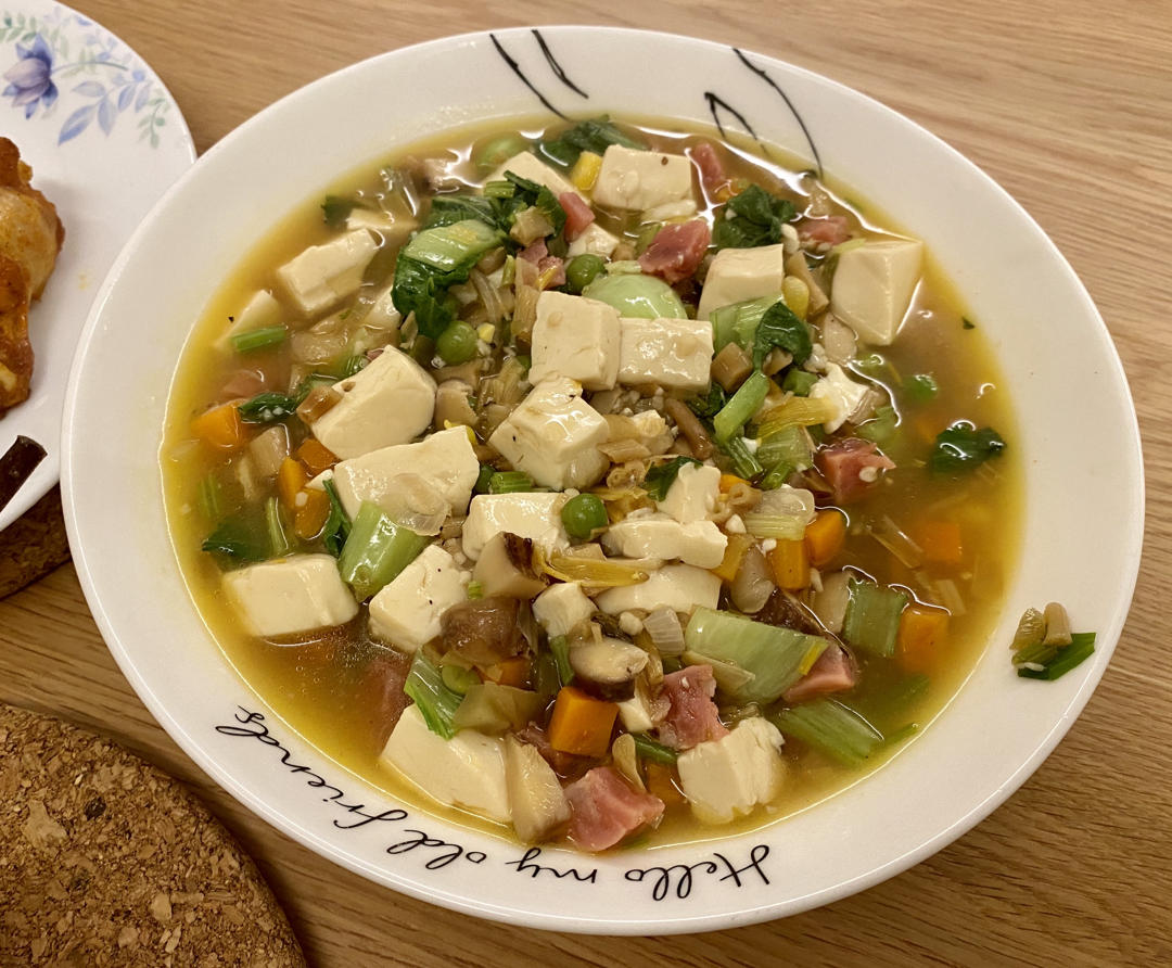 能让孩子一碗饭很快下肚的西施豆腐