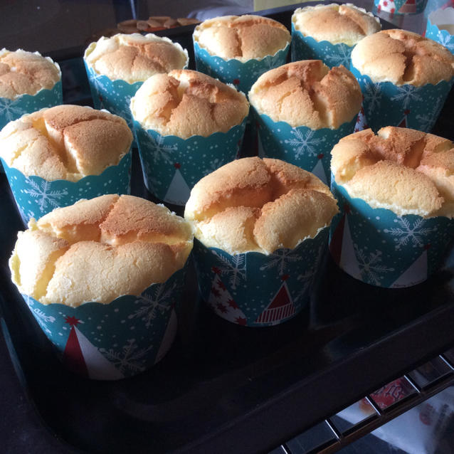 原味戚风纸杯蛋糕（烤箱做纸杯蛋糕）