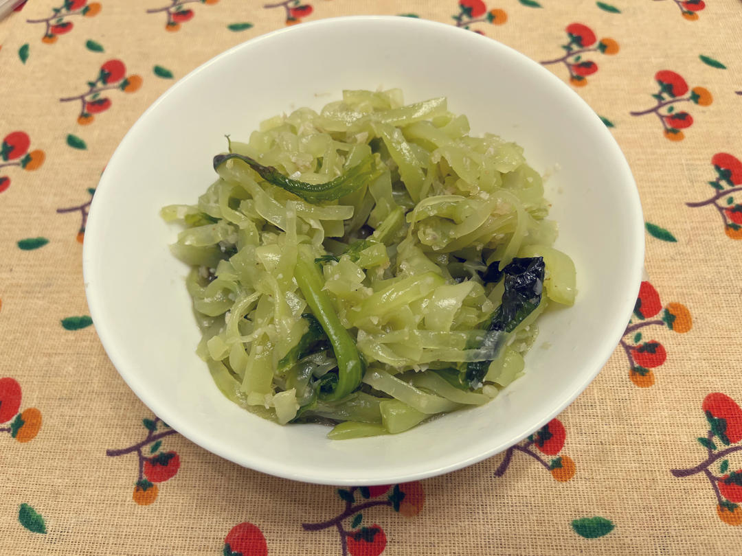 凉拌青笋（莴笋）