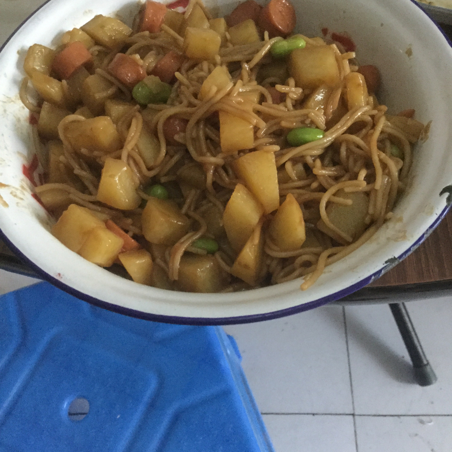 土豆焖面