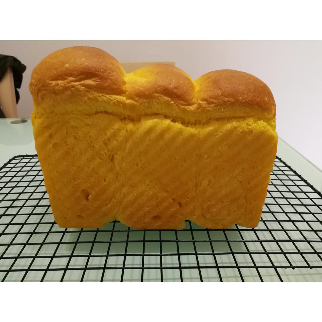 南瓜奶香吐司