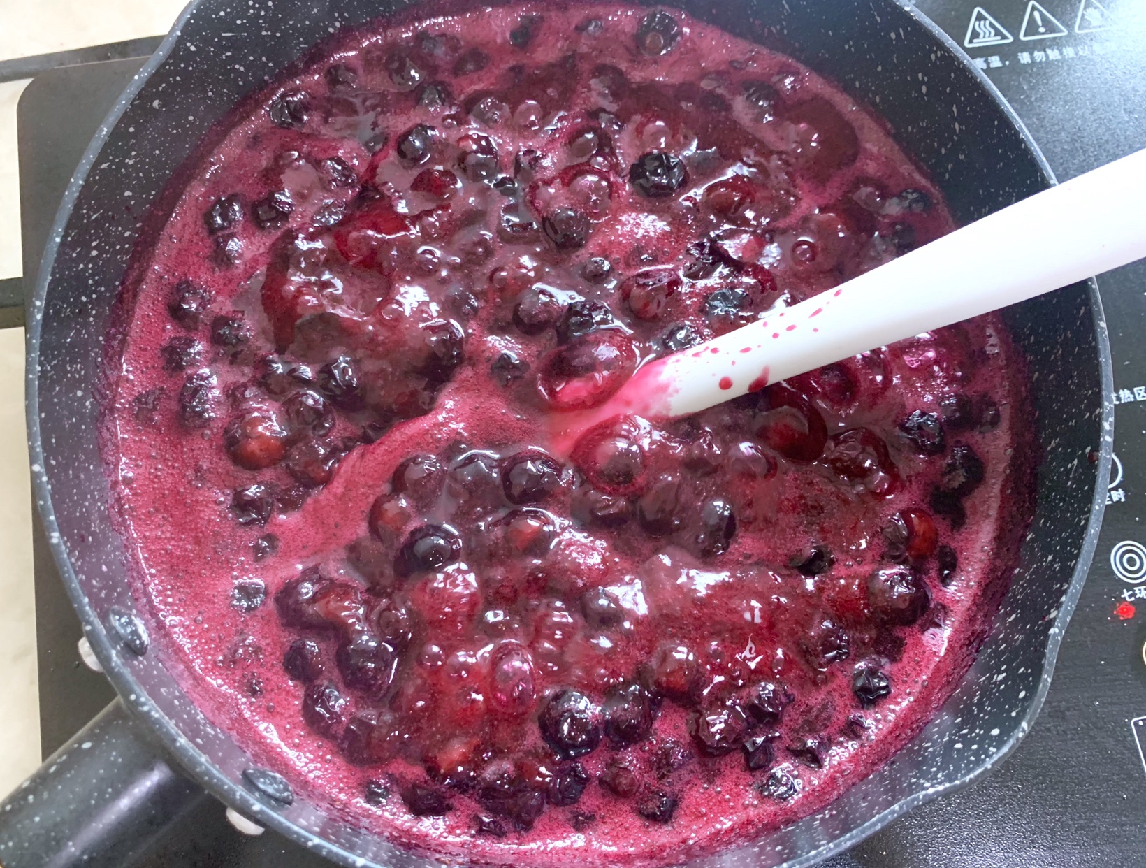 夏天の蓝莓（覆盆子）酱的做法 步骤8