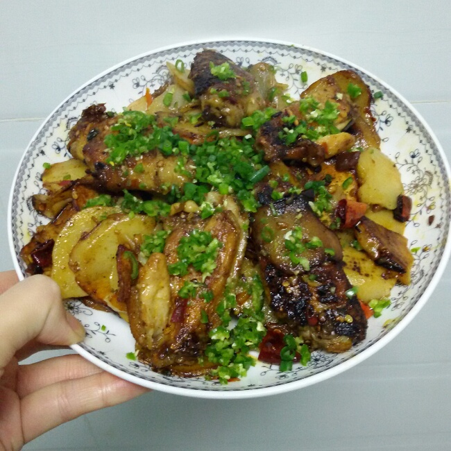 干锅香辣鸡翅
