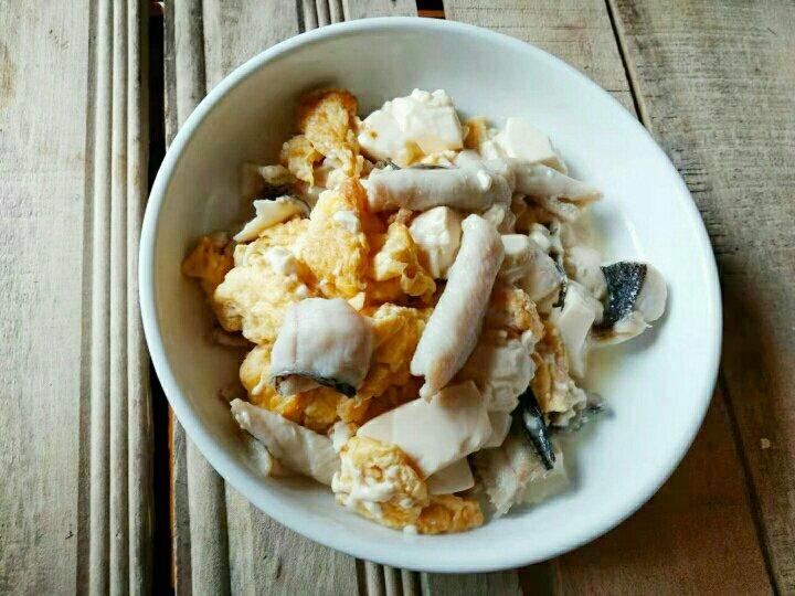 黄油鲜虾豆腐羹