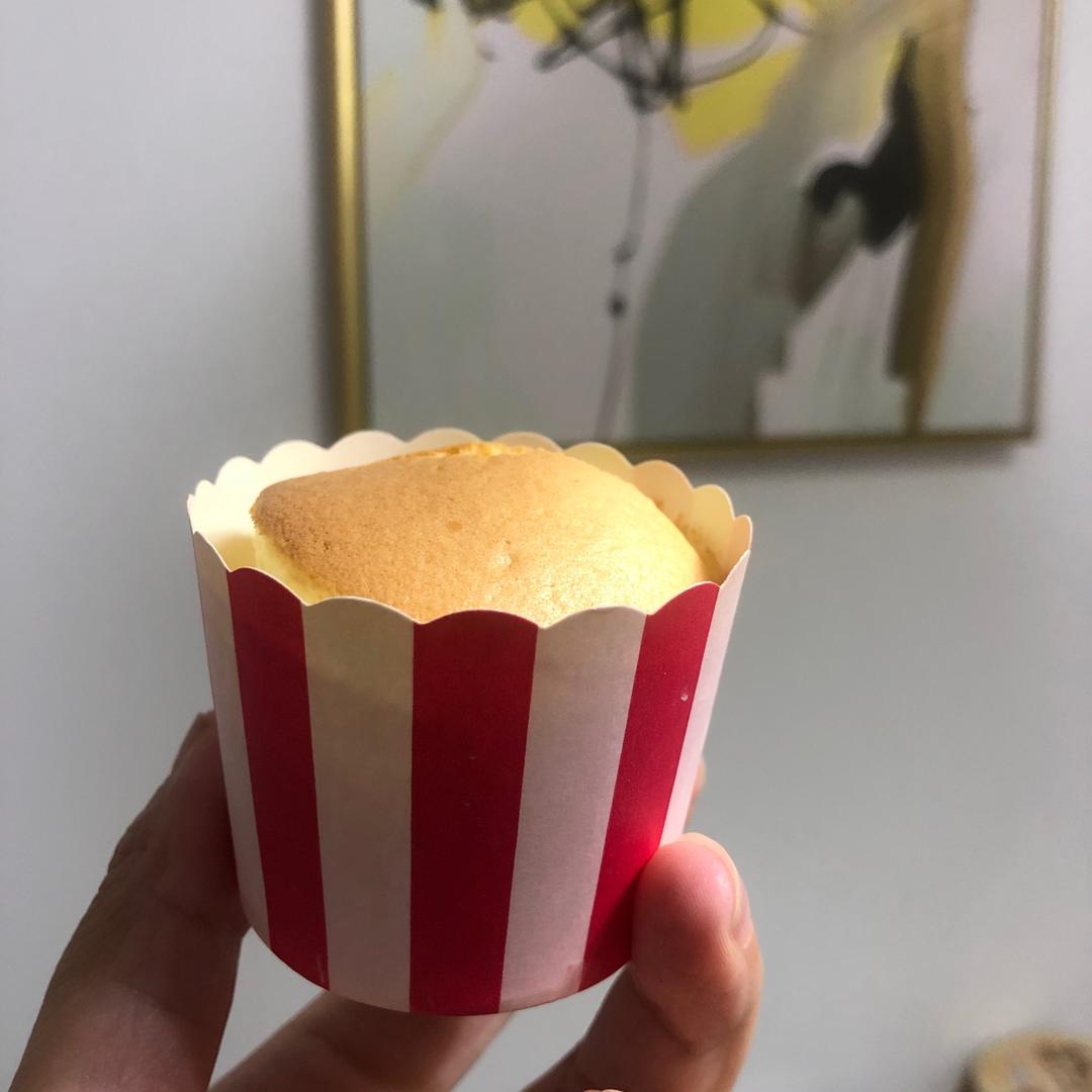 纸杯蛋糕 8寸戚风蛋糕的量