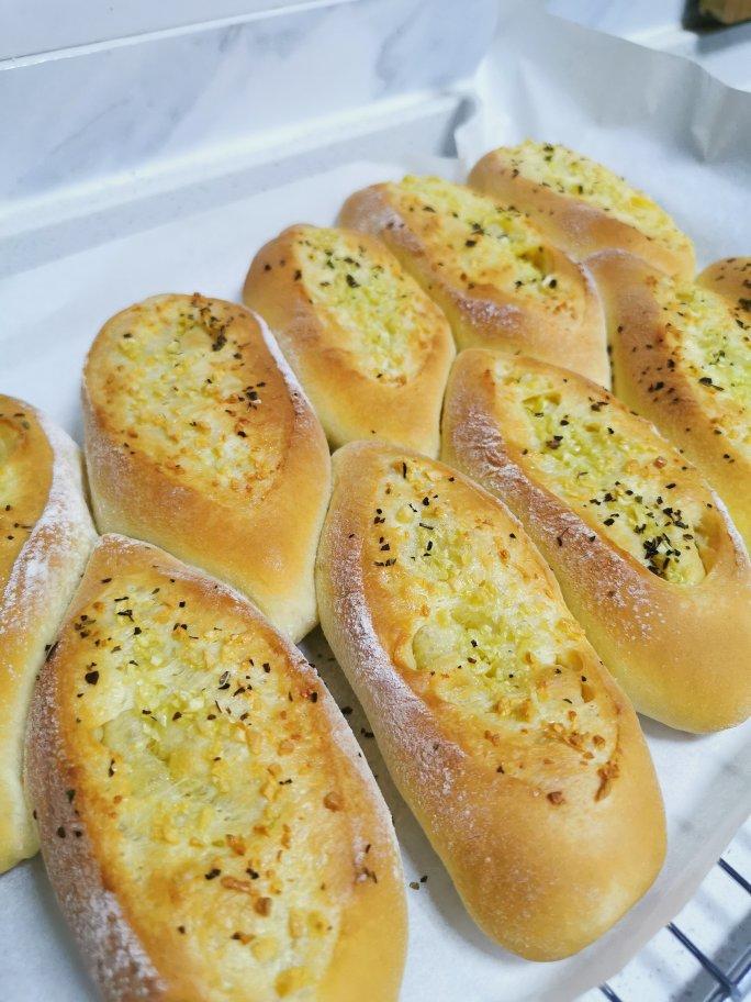 蒜香面包