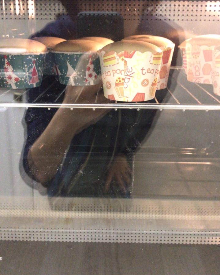 不塌，不裂，很润，很嫩的纸杯蛋糕
