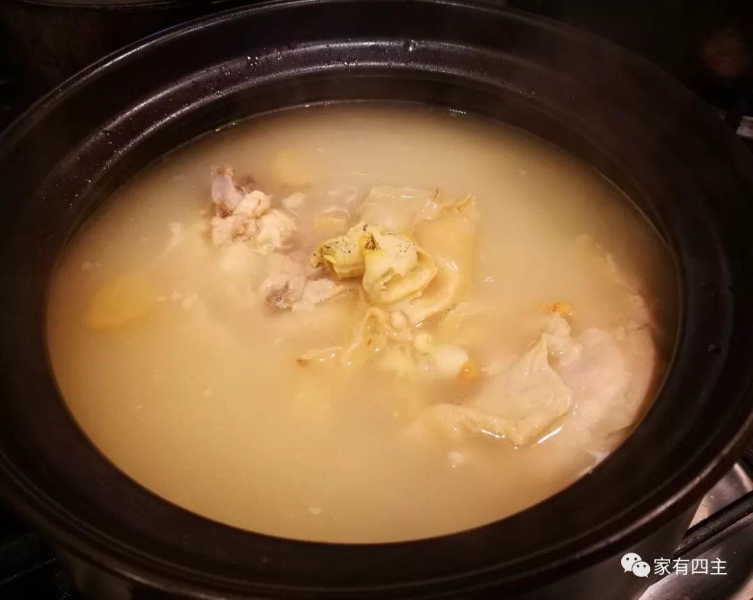 海螺炖鸡汤