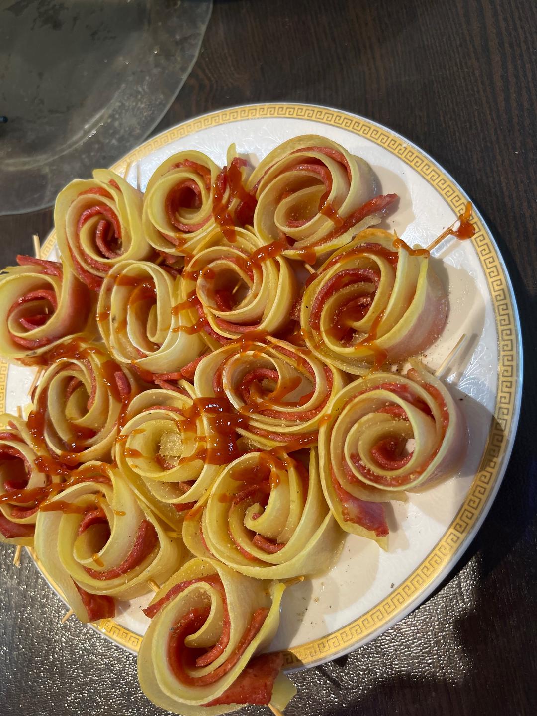 黄玫瑰（土豆培根）的做法