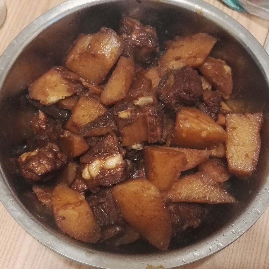 红烧排骨土豆