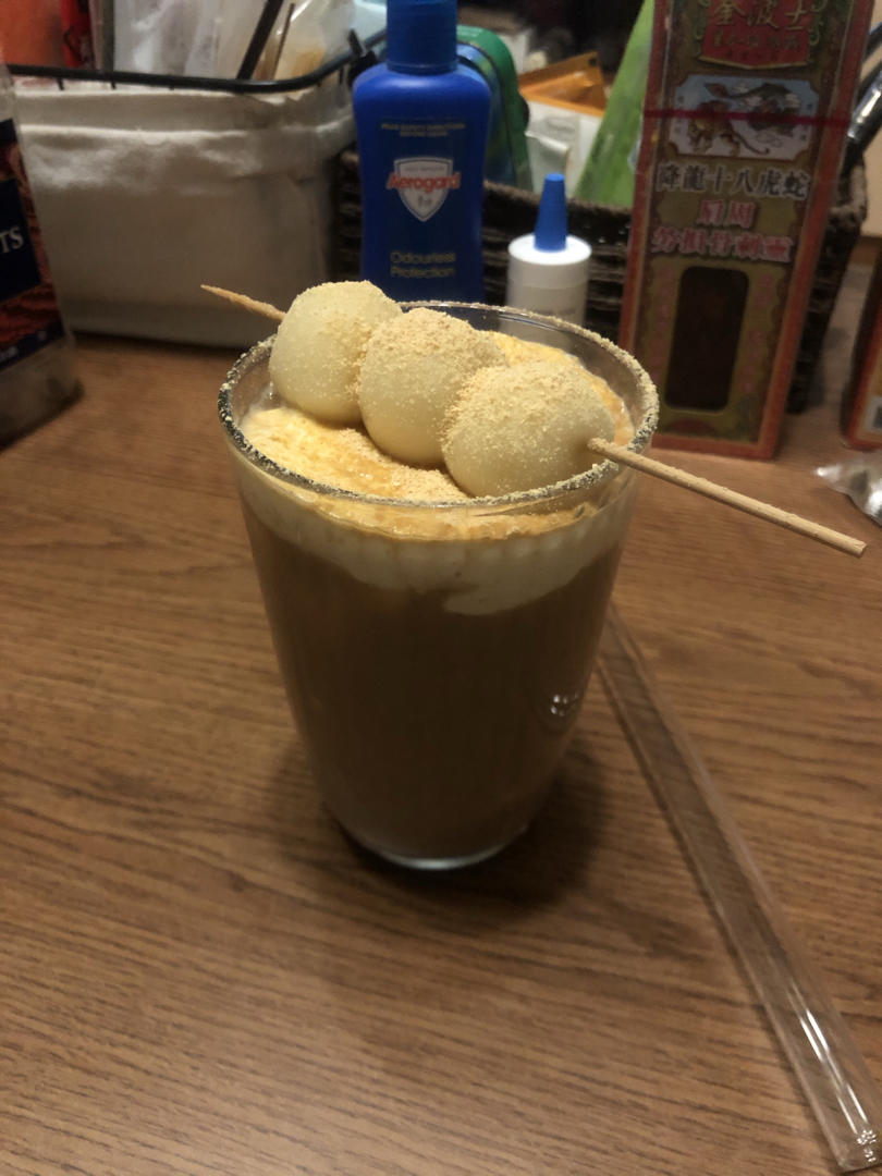 《Tinrry+》半仙豆夫喜茶的热销款奶茶在家自己做！小丸子豆乳奶盖茶