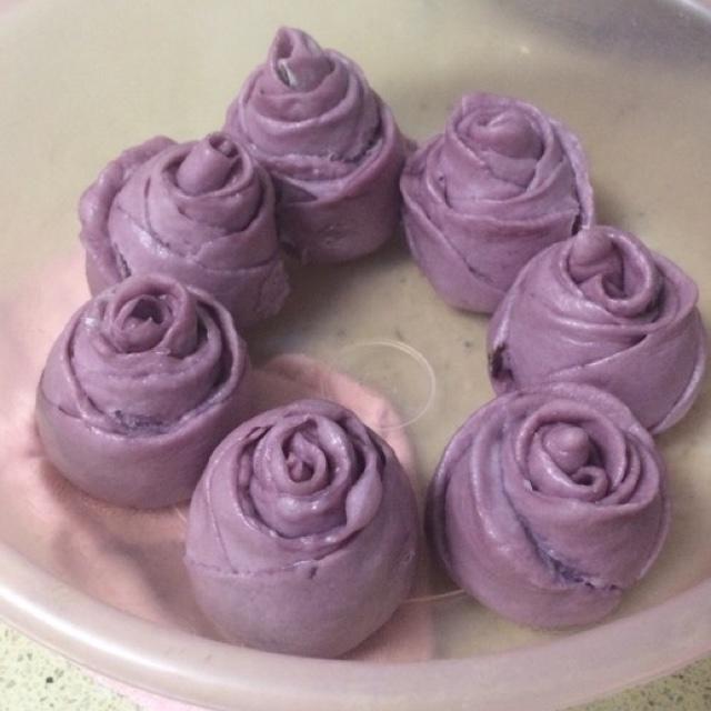 紫薯玫瑰花卷馒头的做法