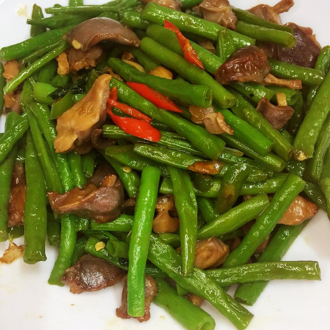 鸡肾炒豆角